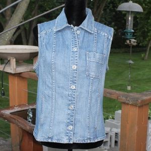 Chicos Platinum Denim Jean Vest Size 1